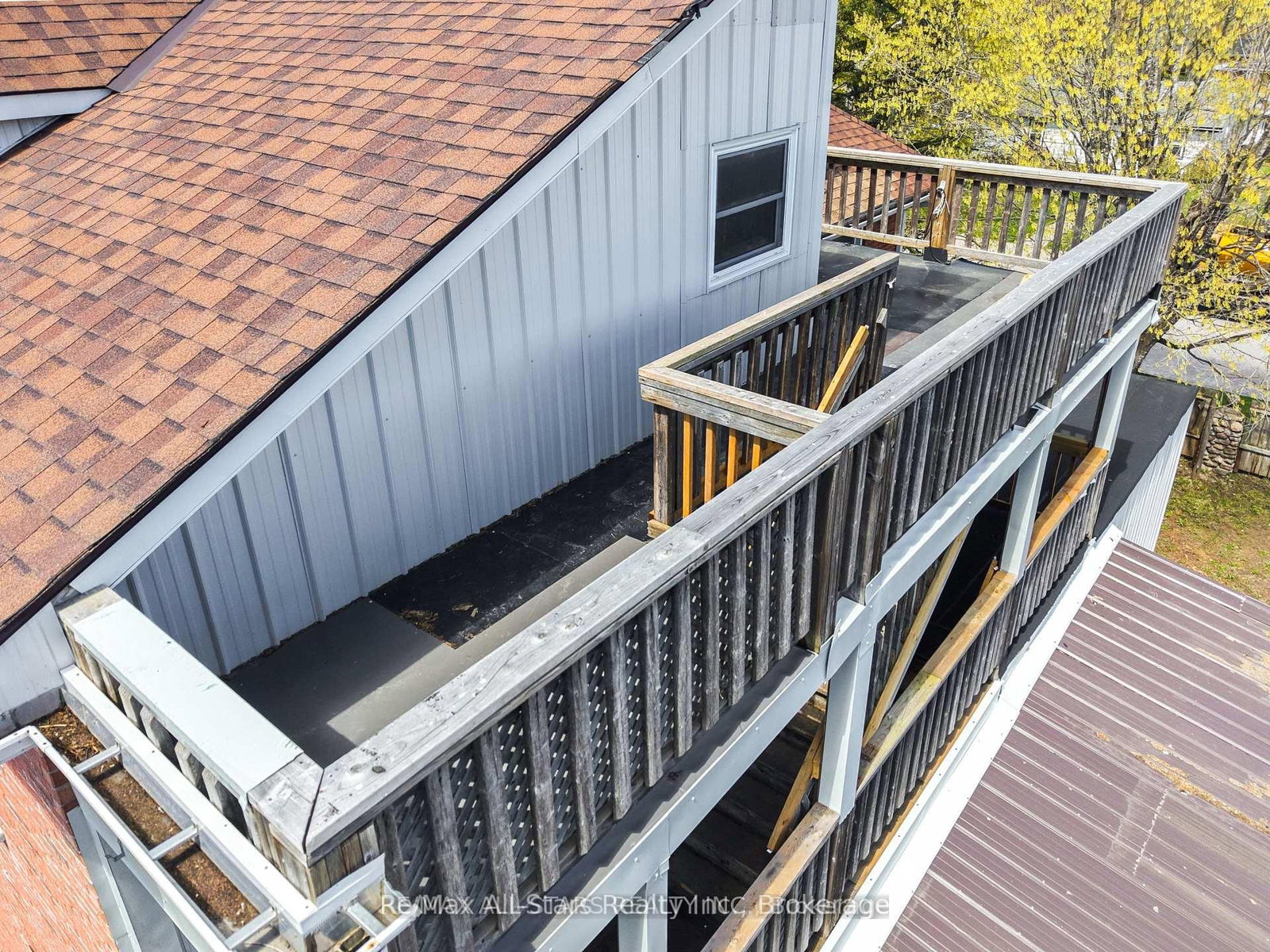 94 Adelaide Street N • Kawartha Lakes, ON photo 39