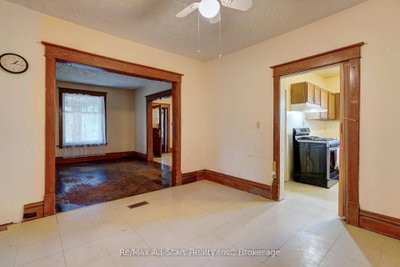 94 Adelaide Street N • Kawartha Lakes, ON photo 6
