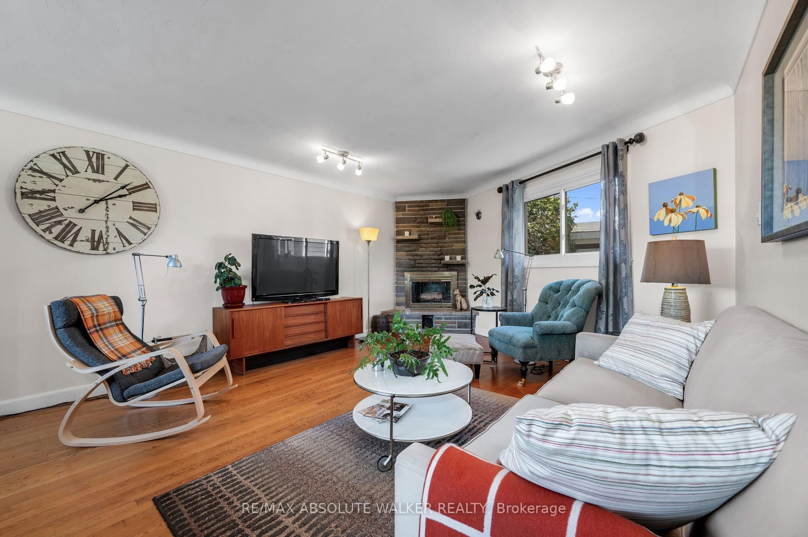26 Riverdale Avenue • Ottawa, ON photo 7