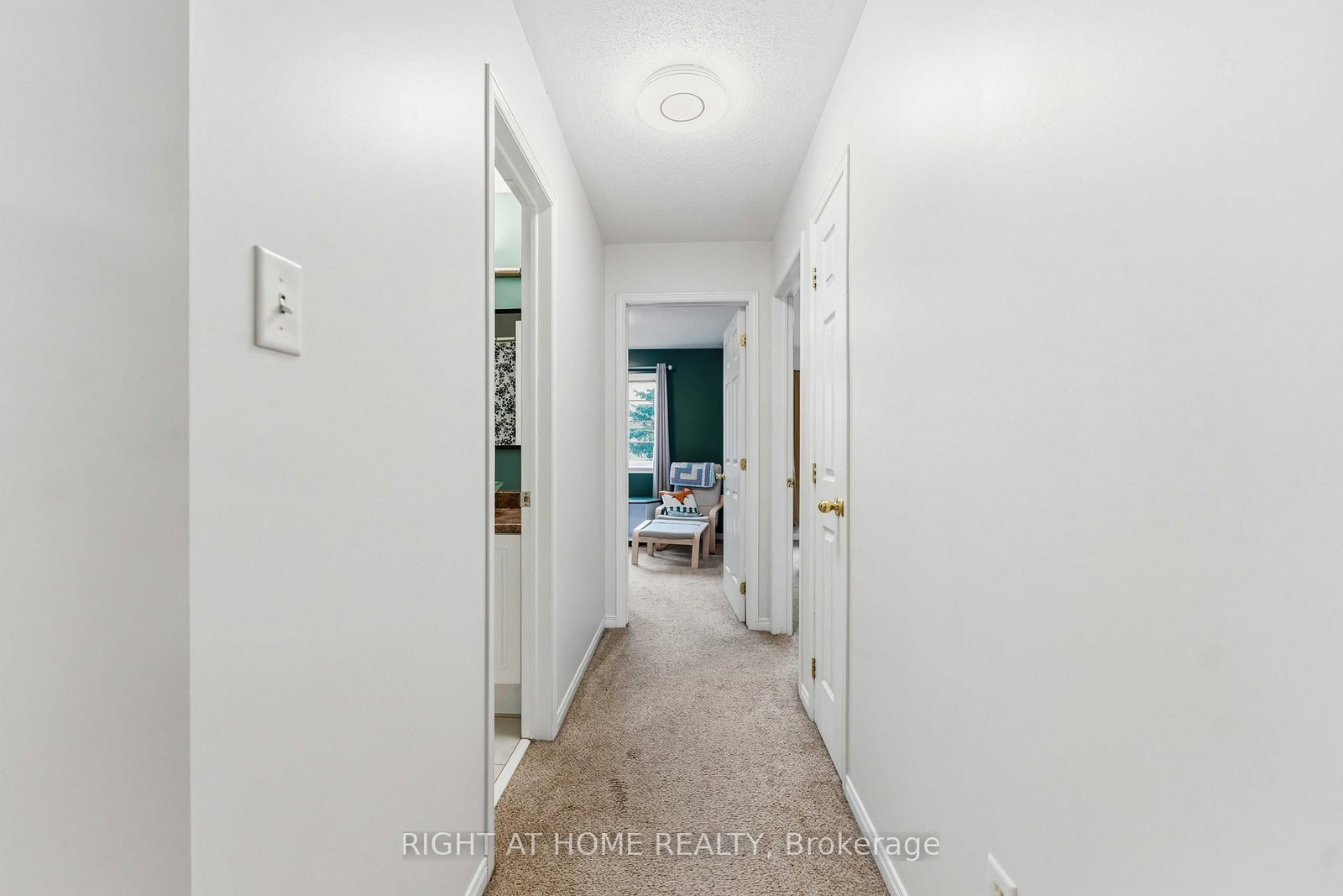 52 Fieldberry Private • Ottawa, ON photo 15