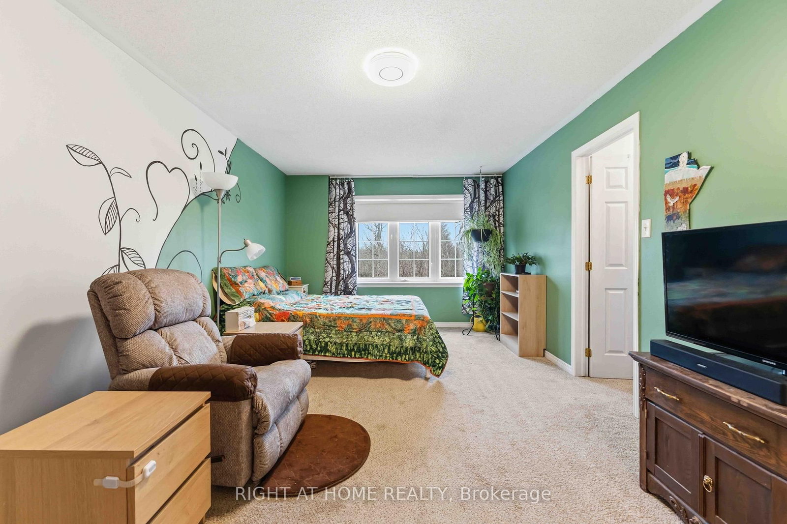 52 Fieldberry Private • Ottawa, ON photo 17