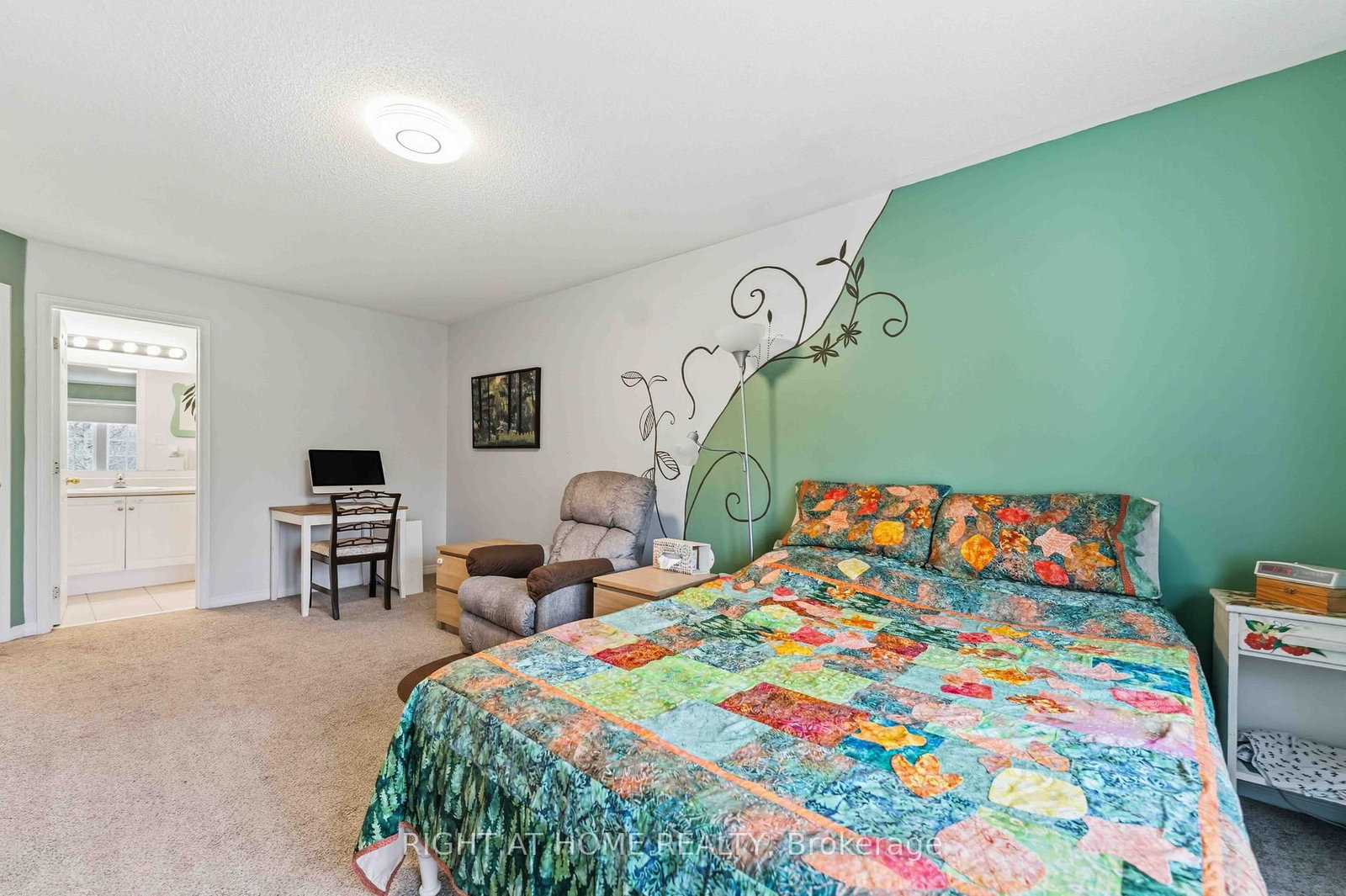52 Fieldberry Private • Ottawa, ON photo 18