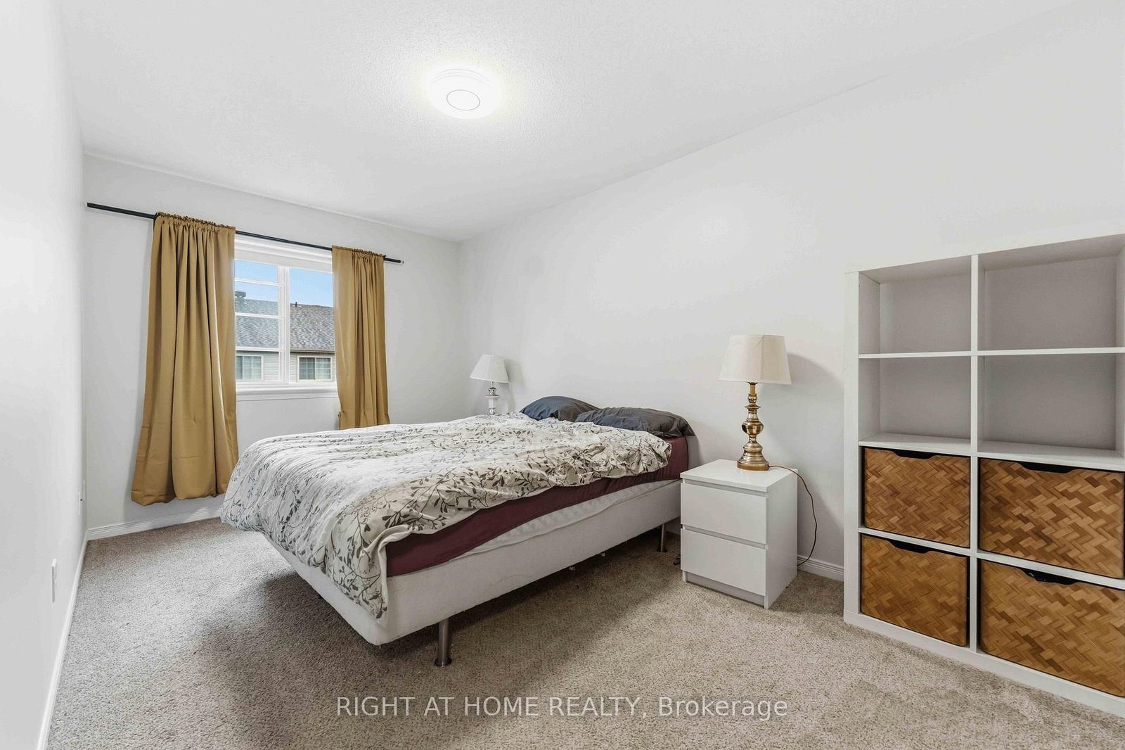 52 Fieldberry Private • Ottawa, ON photo 21