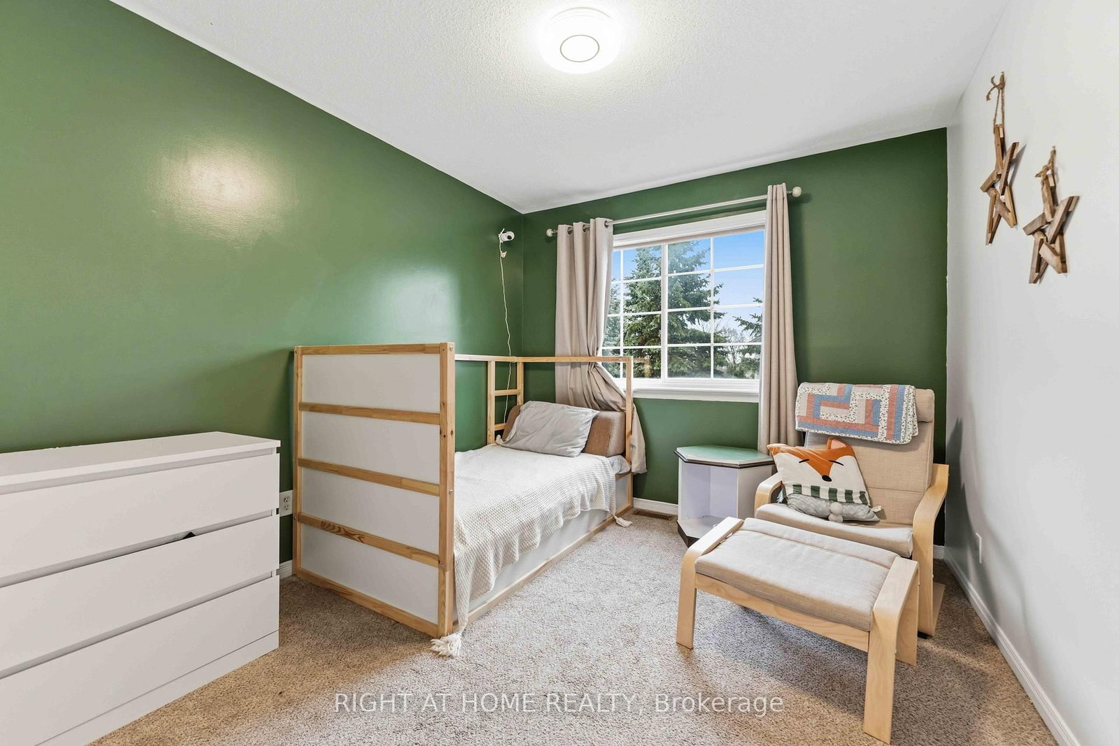 52 Fieldberry Private • Ottawa, ON photo 22