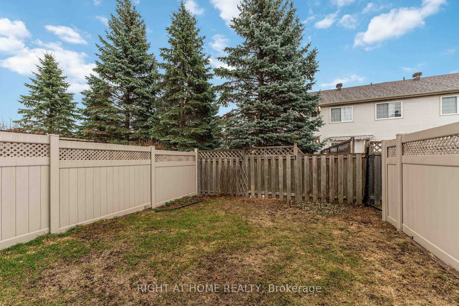 52 Fieldberry Private • Ottawa, ON photo 26