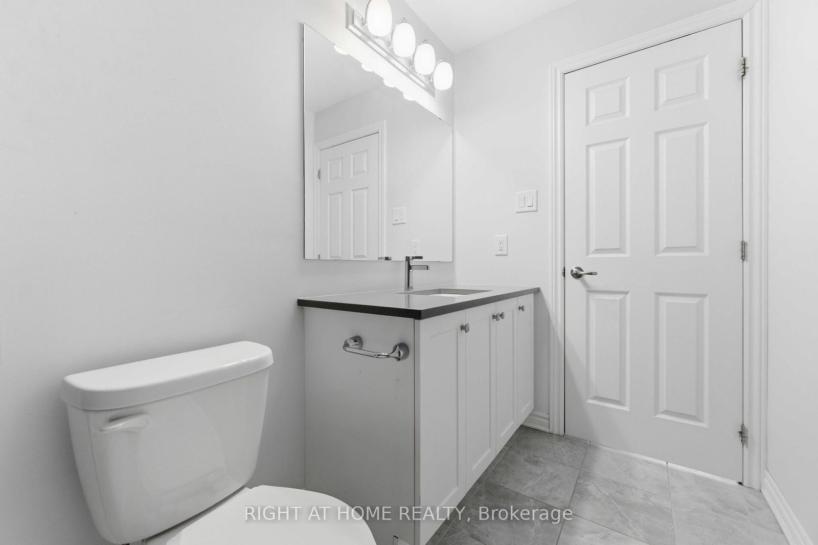 404 Edgevalley Court • Stittsville, ON photo 25