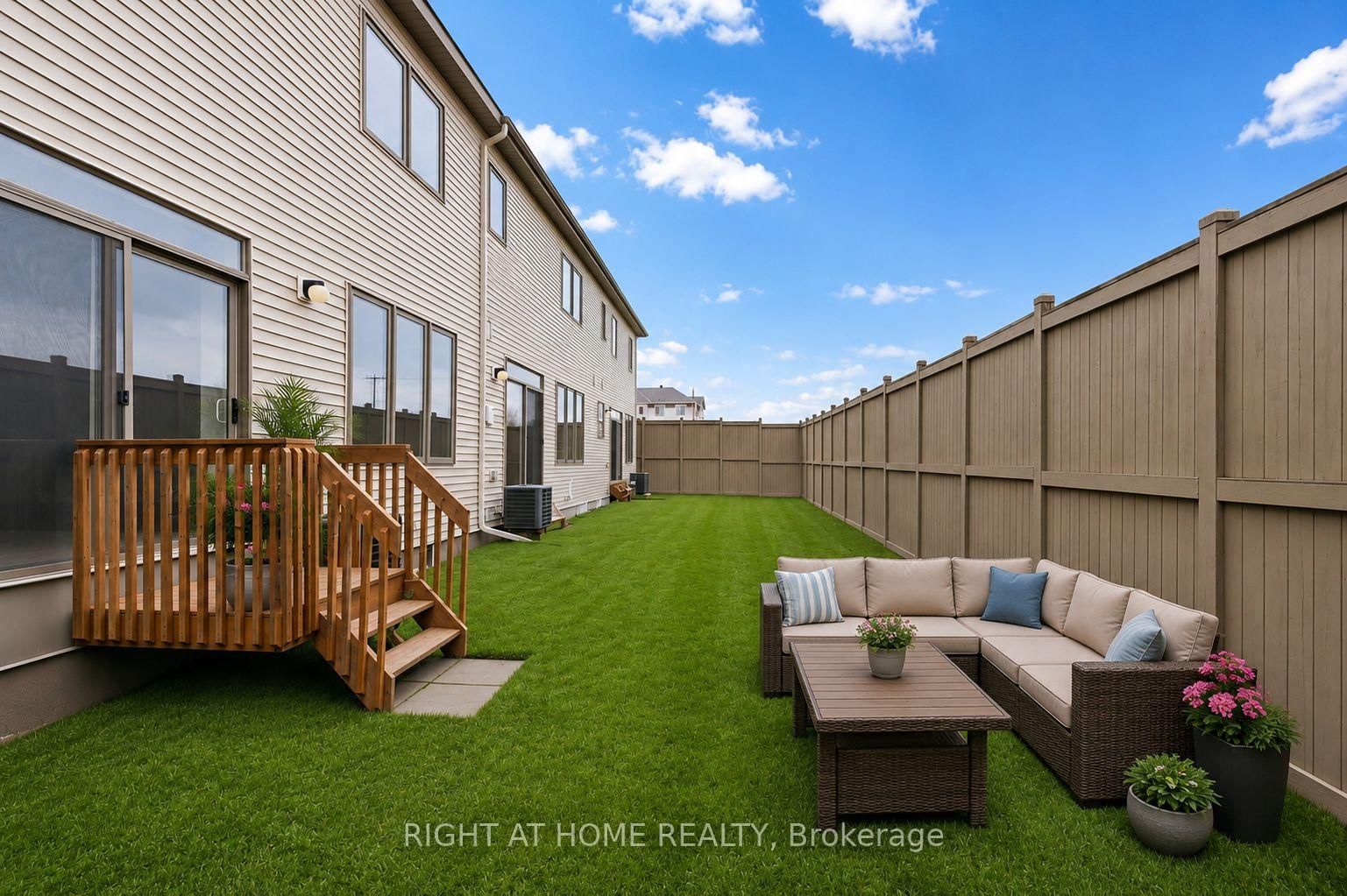 404 Edgevalley Court • Stittsville, ON photo 38