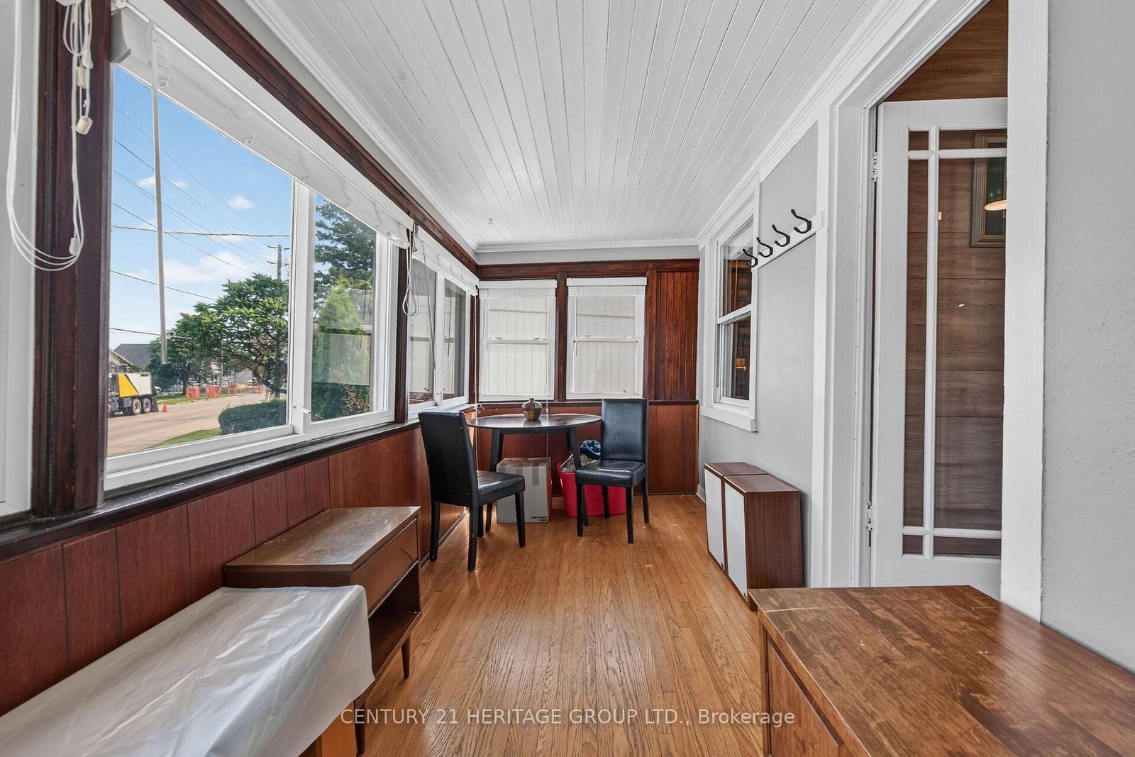 208 Carlton Street • St. Catharines, ON photo 23
