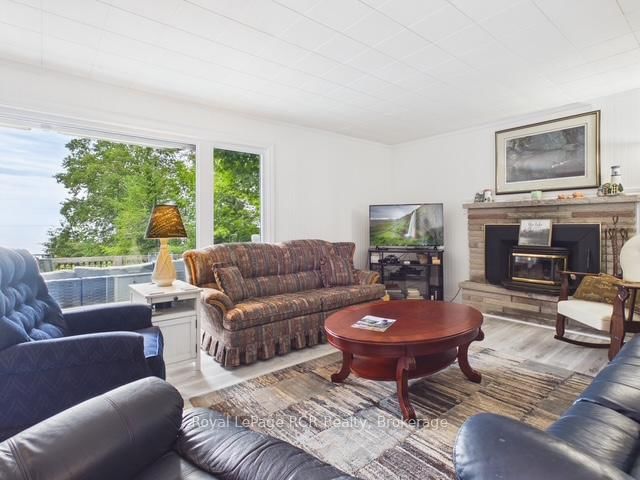 86457 Mclean Street • Ashfield-Colborne-Wawanosh, ON photo 11