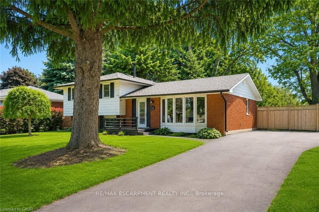 160 Council Crescent