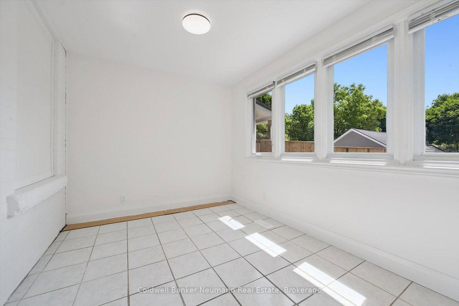 179 Elizabeth Street • Guelph, ON photo 16