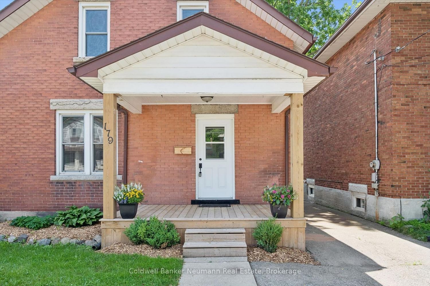 179 Elizabeth Street • Guelph, ON photo 5