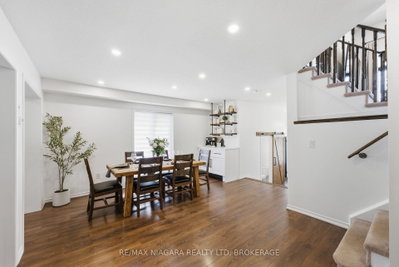 8571 Dogwood Crescent — photo 6