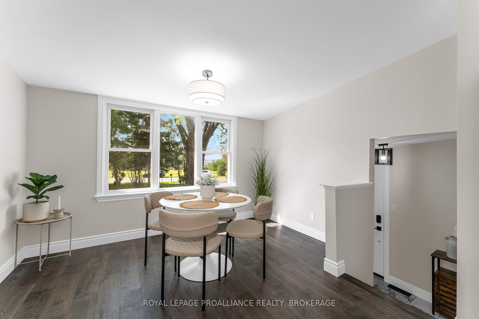104 Main Street • Bath, ON photo 15