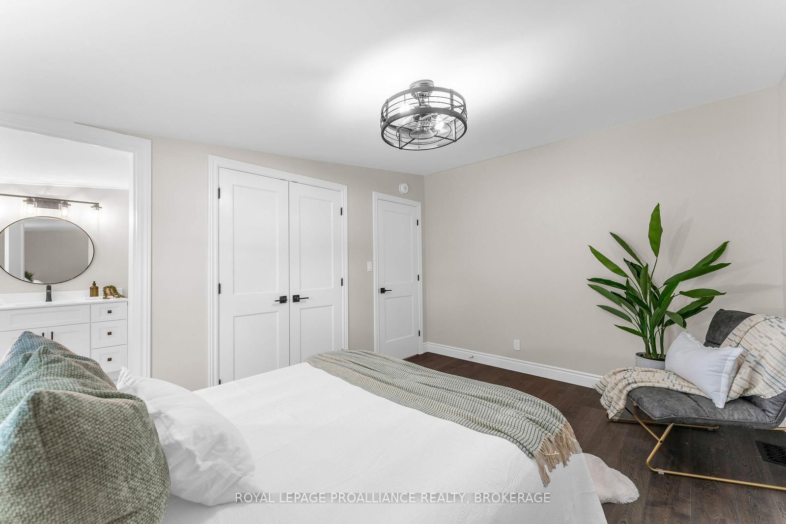 104 Main Street • Bath, ON photo 25