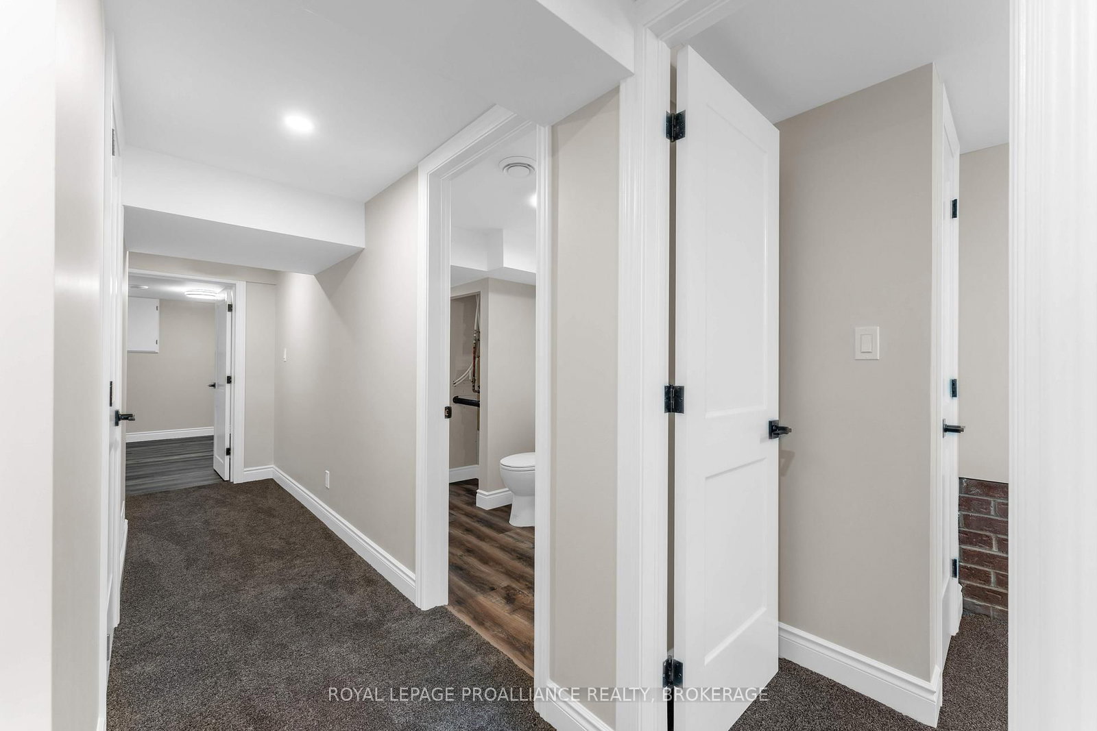 104 Main Street • Bath, ON photo 35