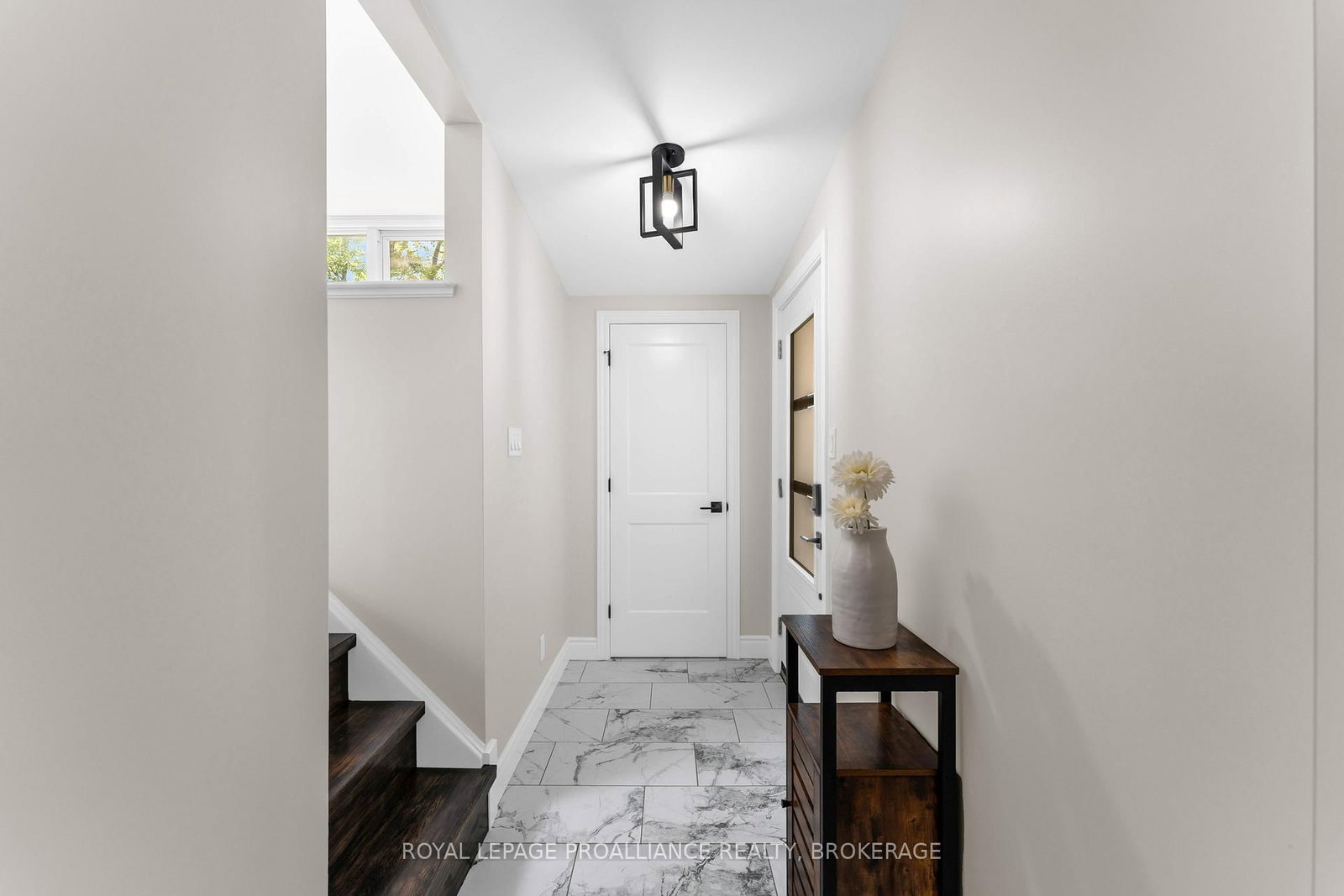 104 Main Street • Bath, ON photo 4