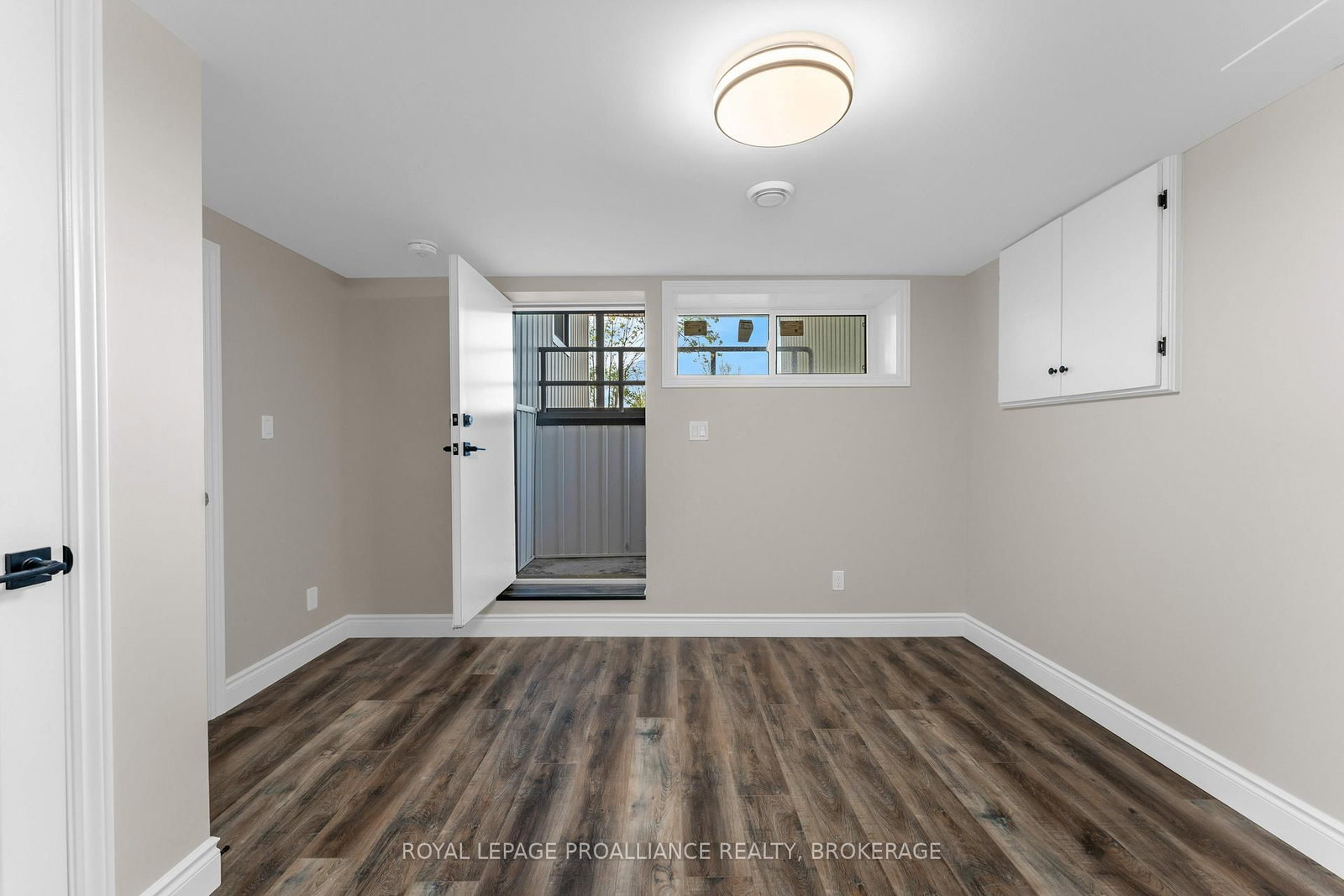 104 Main Street • Bath, ON photo 41
