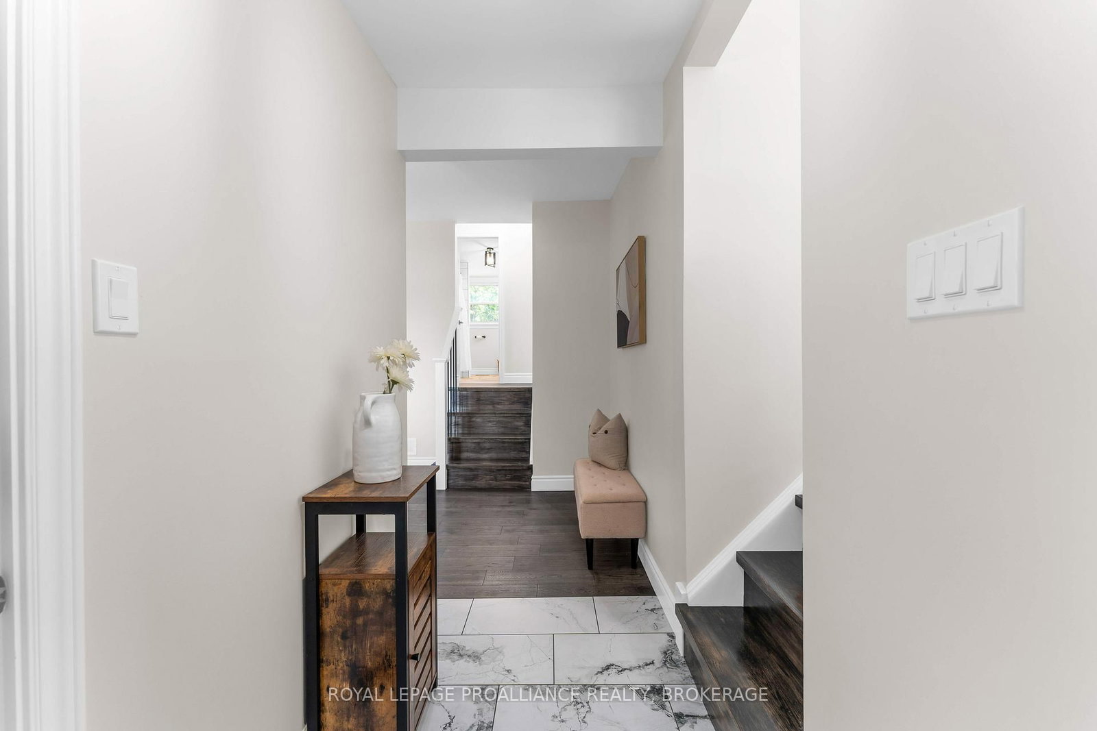 104 Main Street • Bath, ON photo 5
