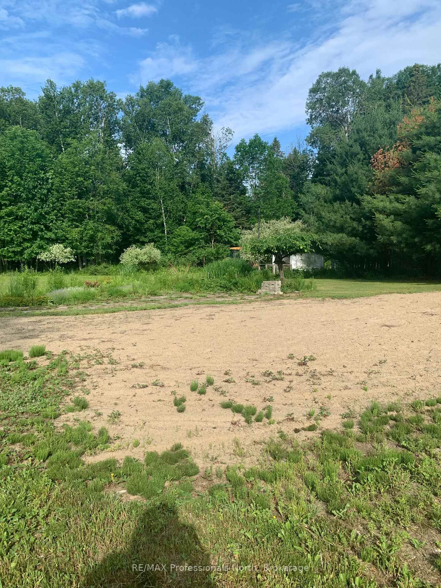 2075 Wigamog Road • Dysart et al, ON photo 11