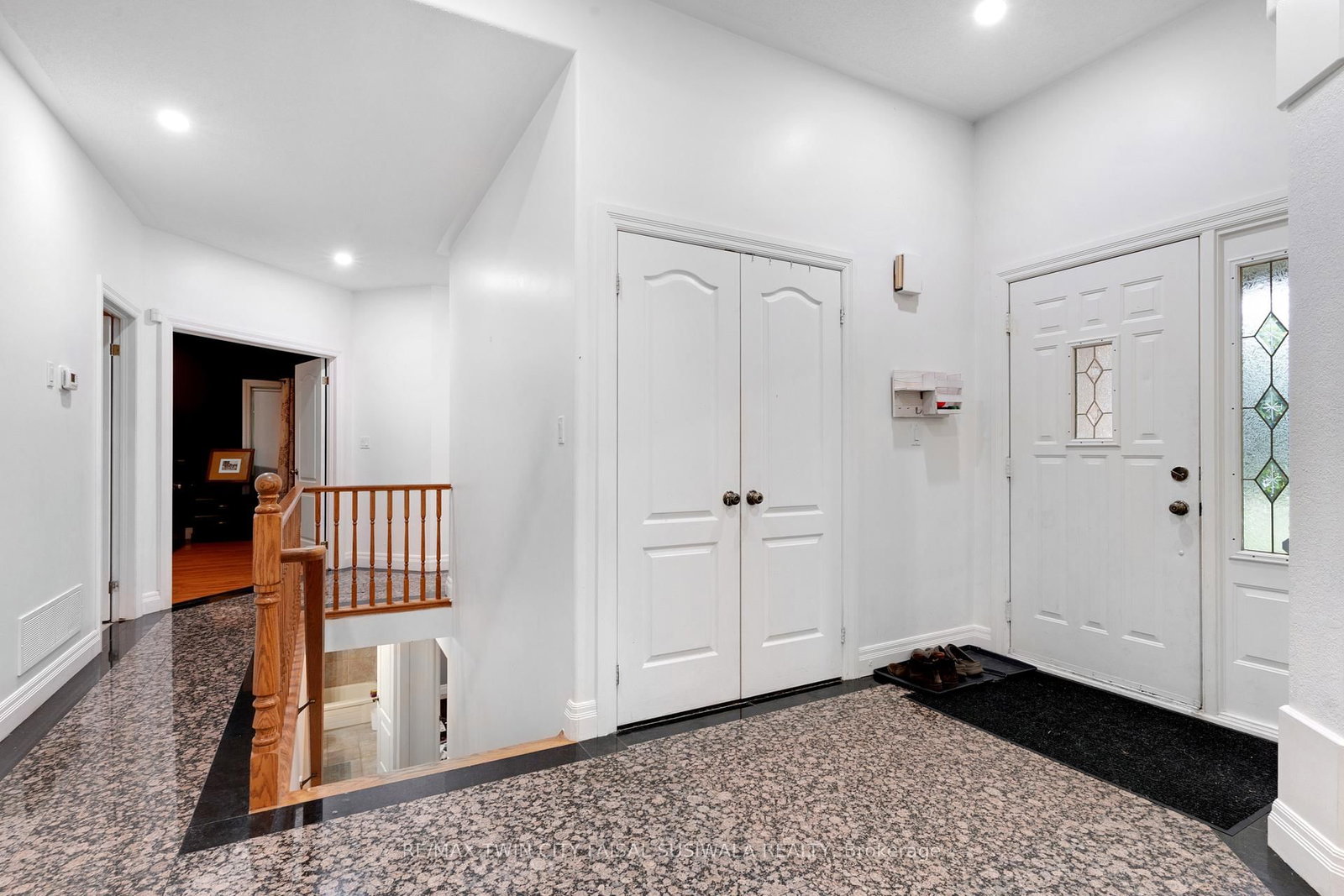 3 Appaloosa Trail • Hamilton, ON photo 21