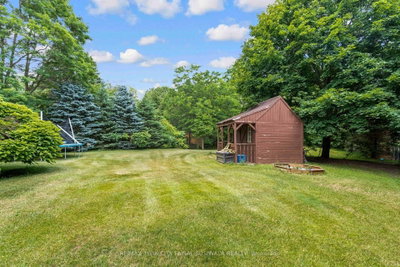 3 Appaloosa Trail • Hamilton, ON photo 5