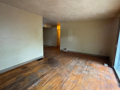98 Sprucedale Street • Highlands East, ON photo 9