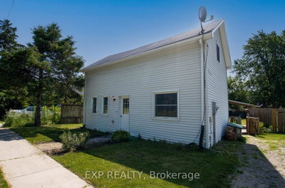 190 MUNROE Street • West Elgin, ON photo 2