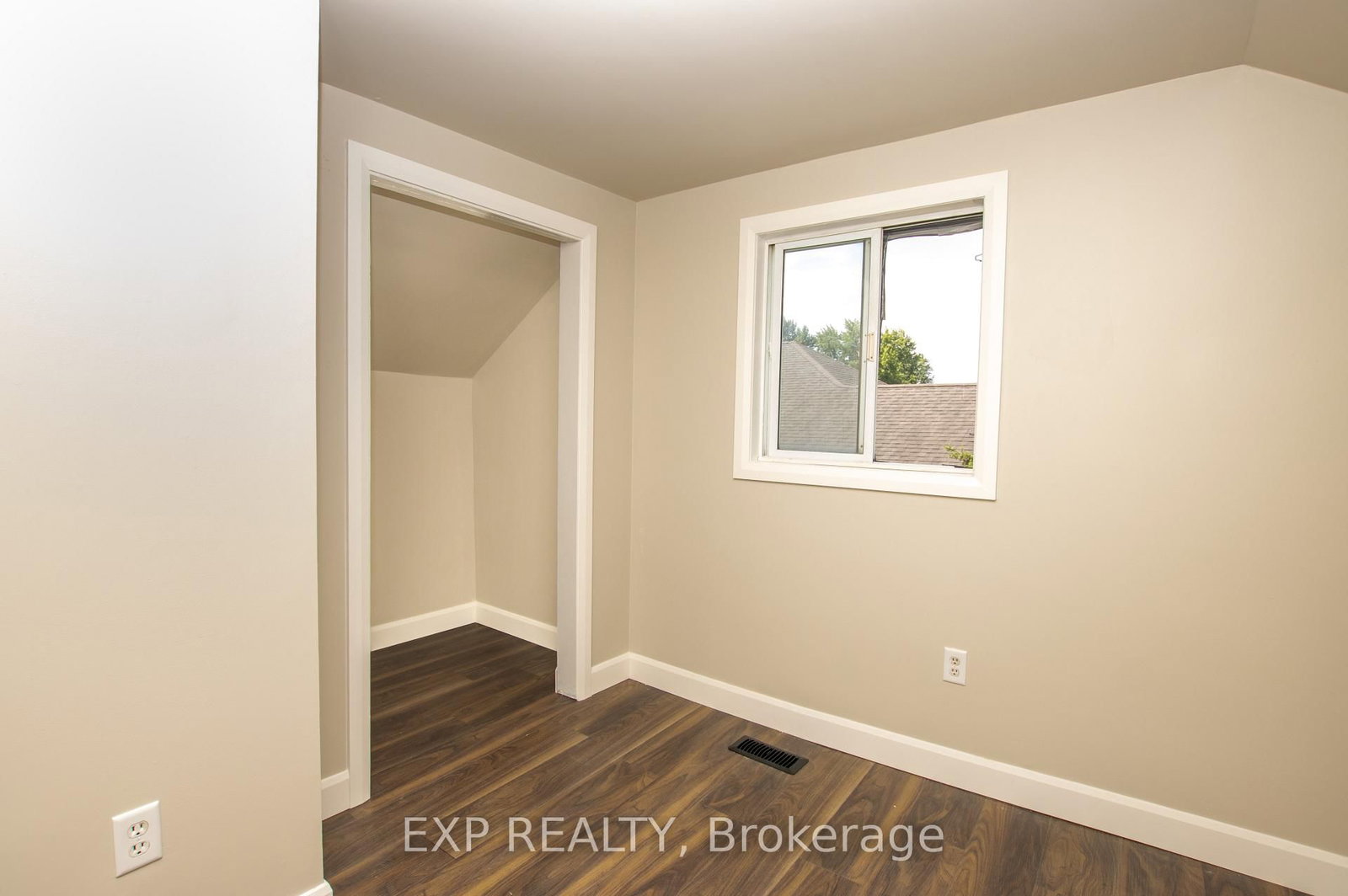 190 MUNROE Street • West Elgin, ON photo 22