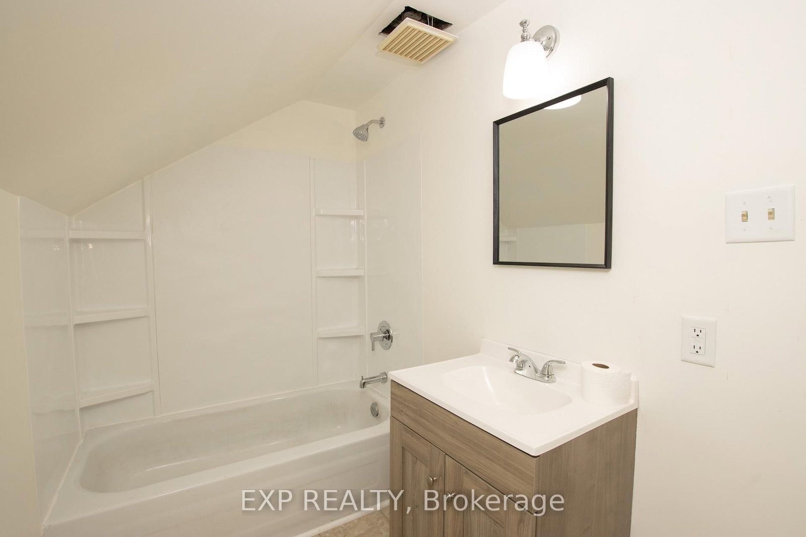 190 MUNROE Street • West Elgin, ON photo 25