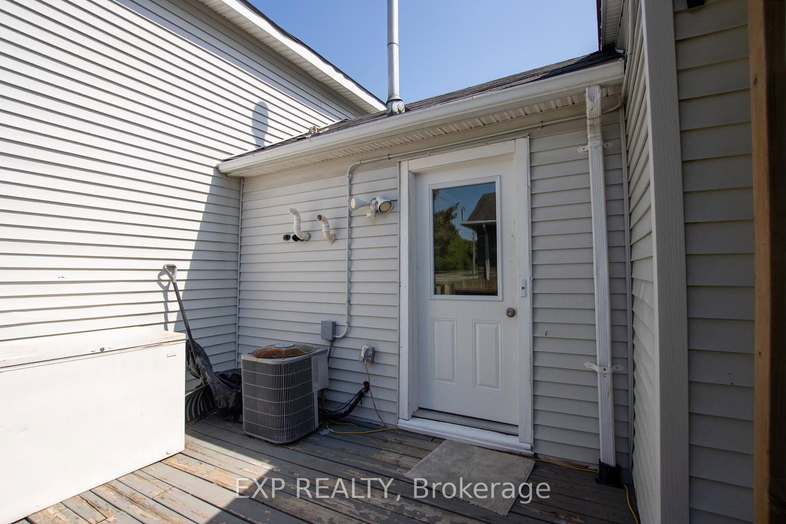 190 MUNROE Street • West Elgin, ON photo 29