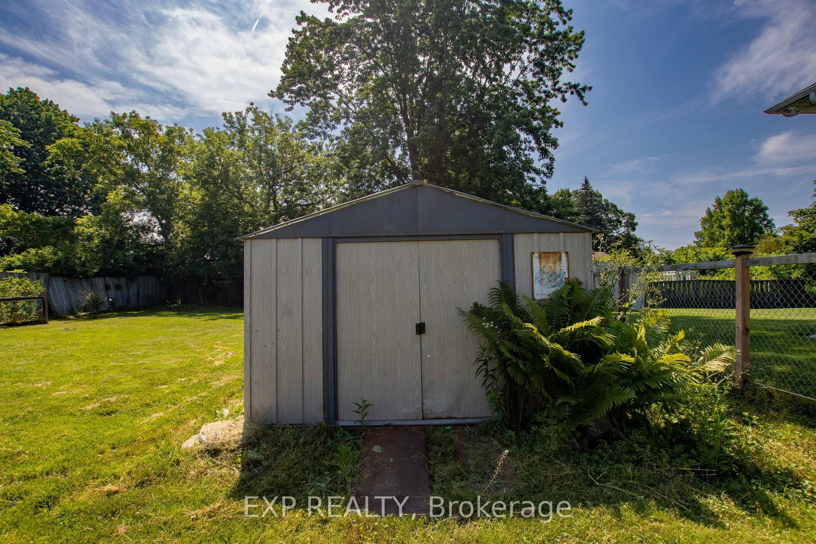190 MUNROE Street • West Elgin, ON photo 30