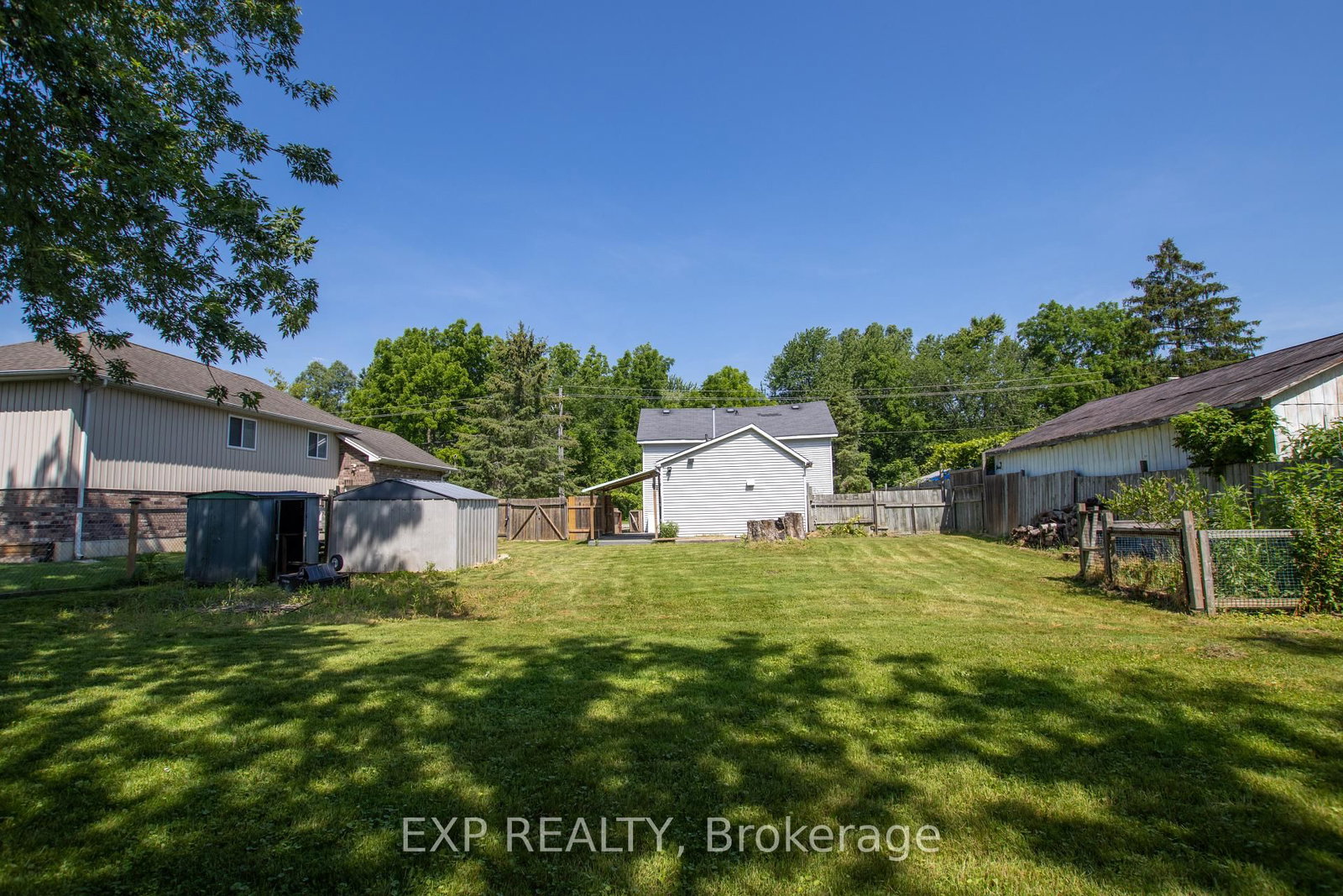 190 MUNROE Street • West Elgin, ON photo 31