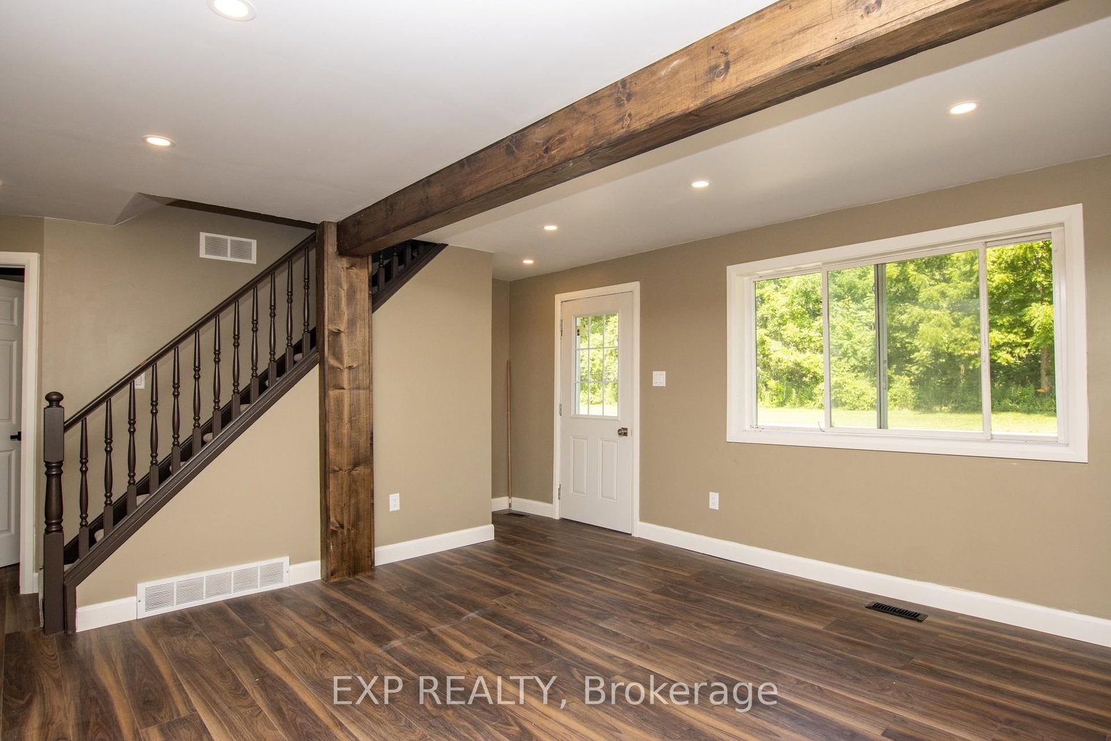 190 MUNROE Street • West Elgin, ON photo 9