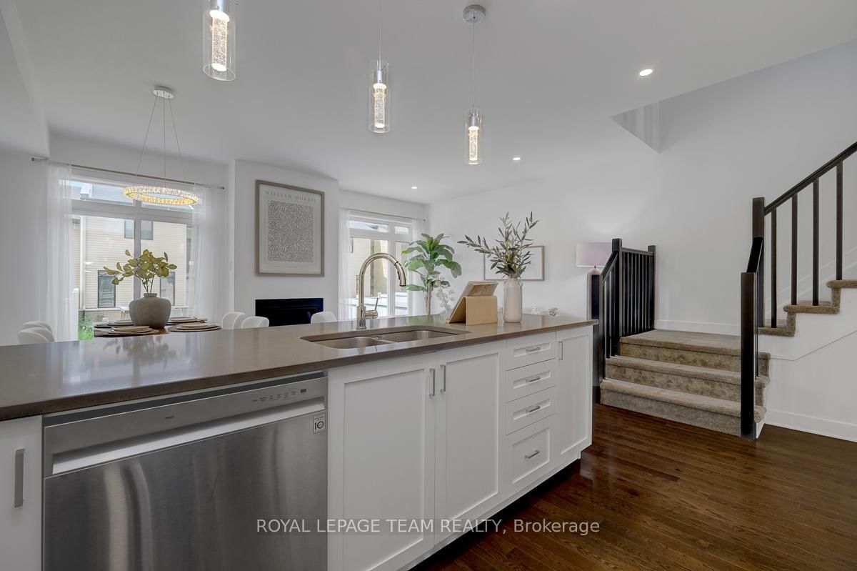 822 Chipping Circle • Ottawa, ON photo 20