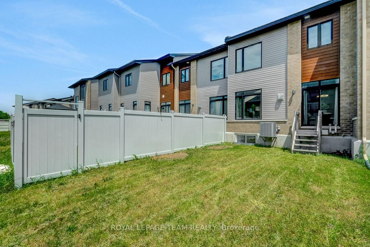 822 Chipping Circle • Ottawa, ON photo 48