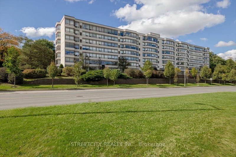 301 - 521 Riverside Drive W