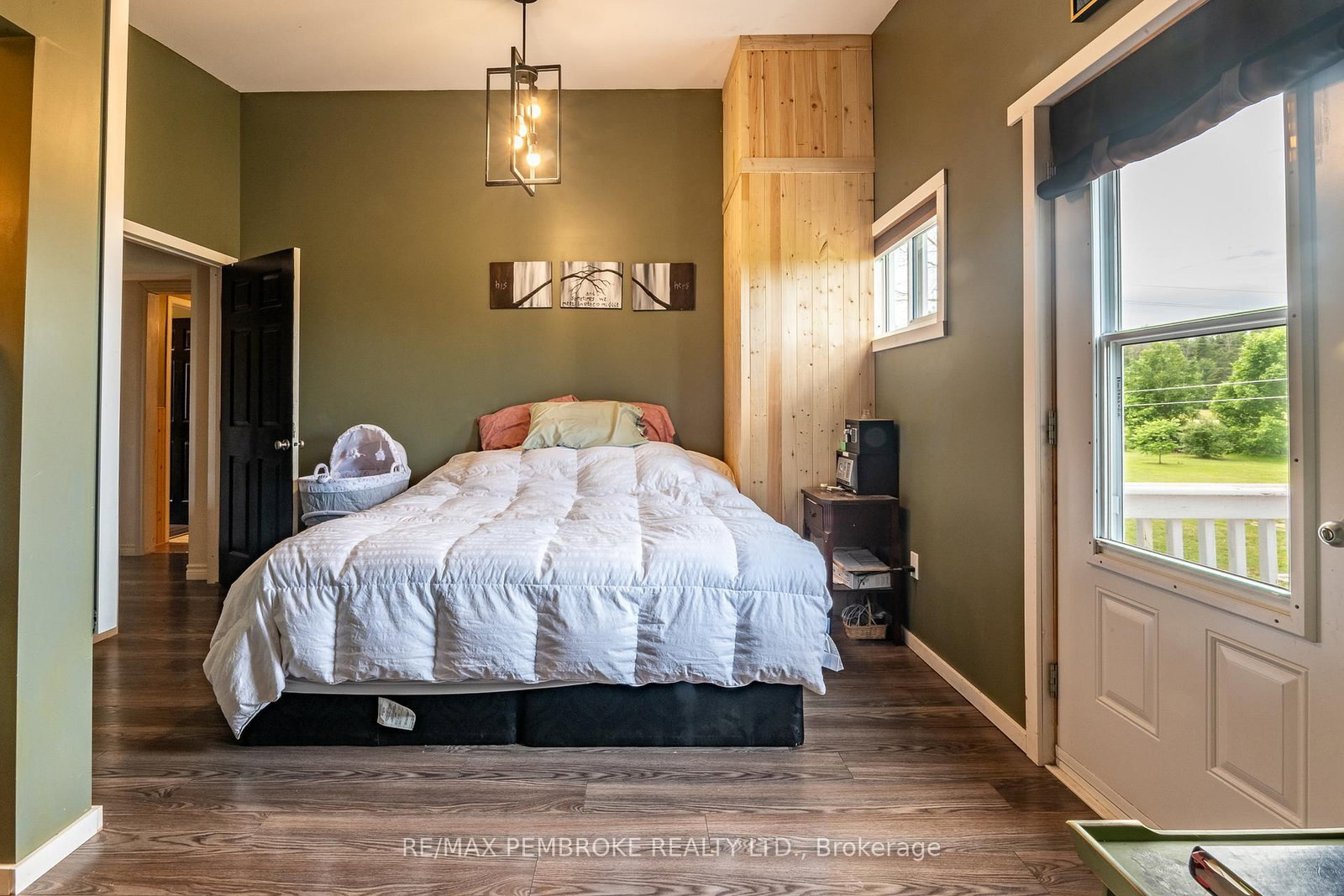 1890 Queensline Road • Foresters Falls, ON photo 20