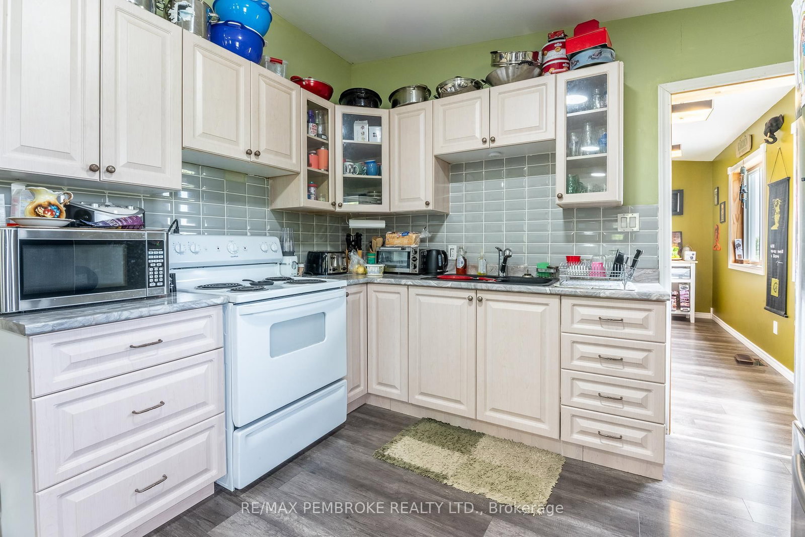1890 Queensline Road • Foresters Falls, ON photo 30