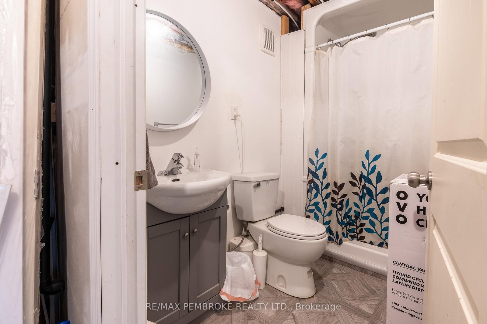 1890 Queensline Road • Foresters Falls, ON photo 35