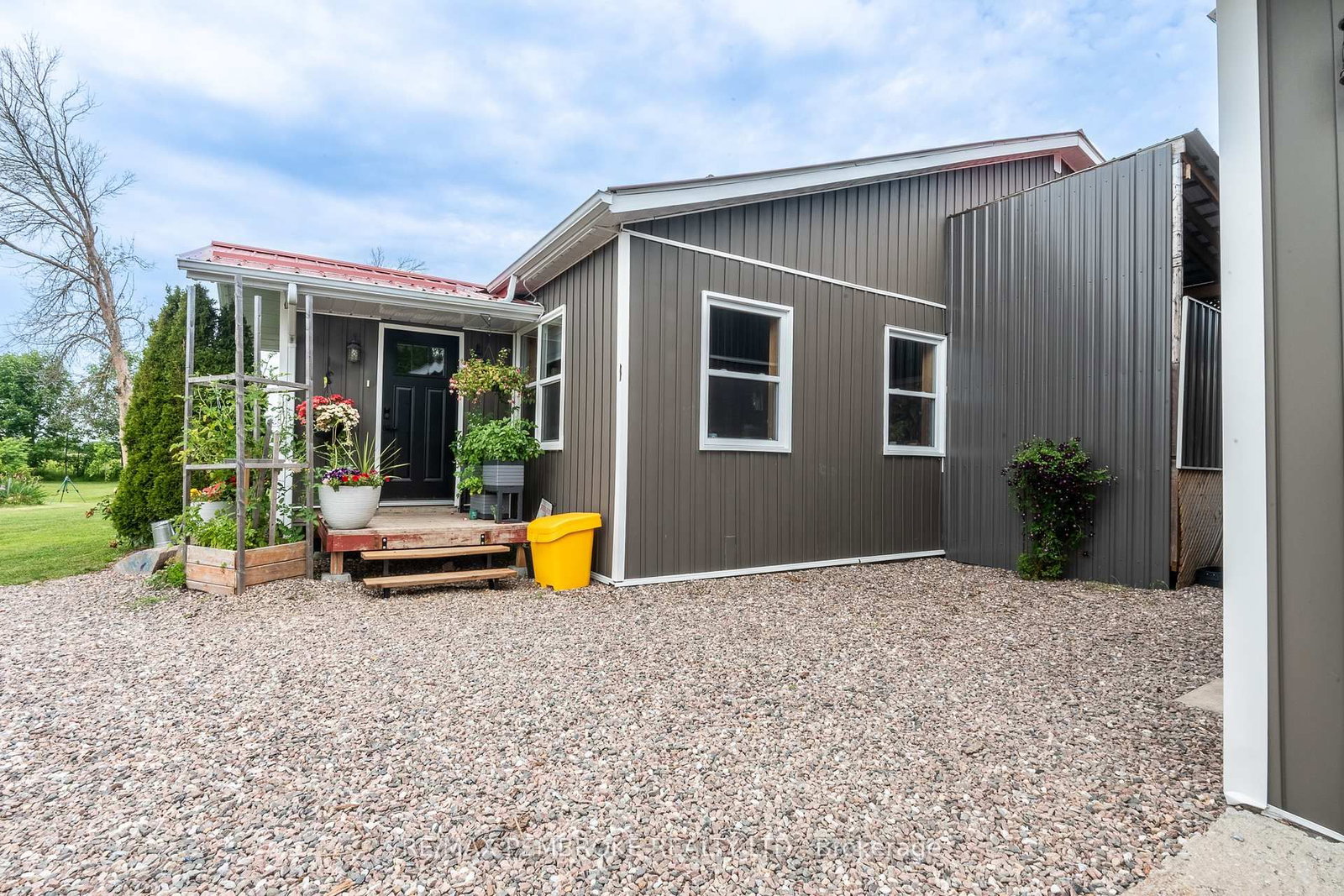 1890 Queensline Road • Foresters Falls, ON photo 43