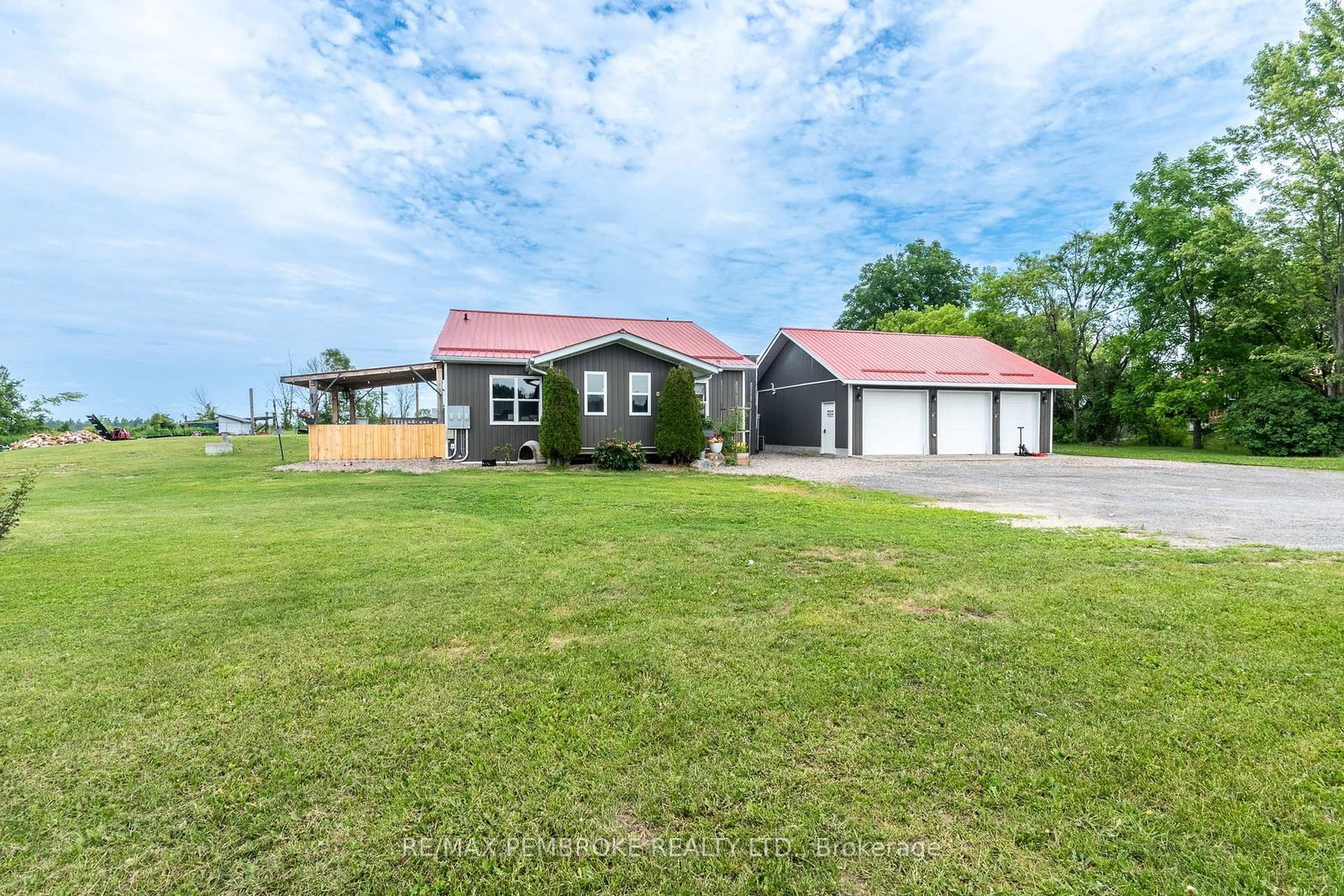 1890 Queensline Road • Foresters Falls, ON photo 46