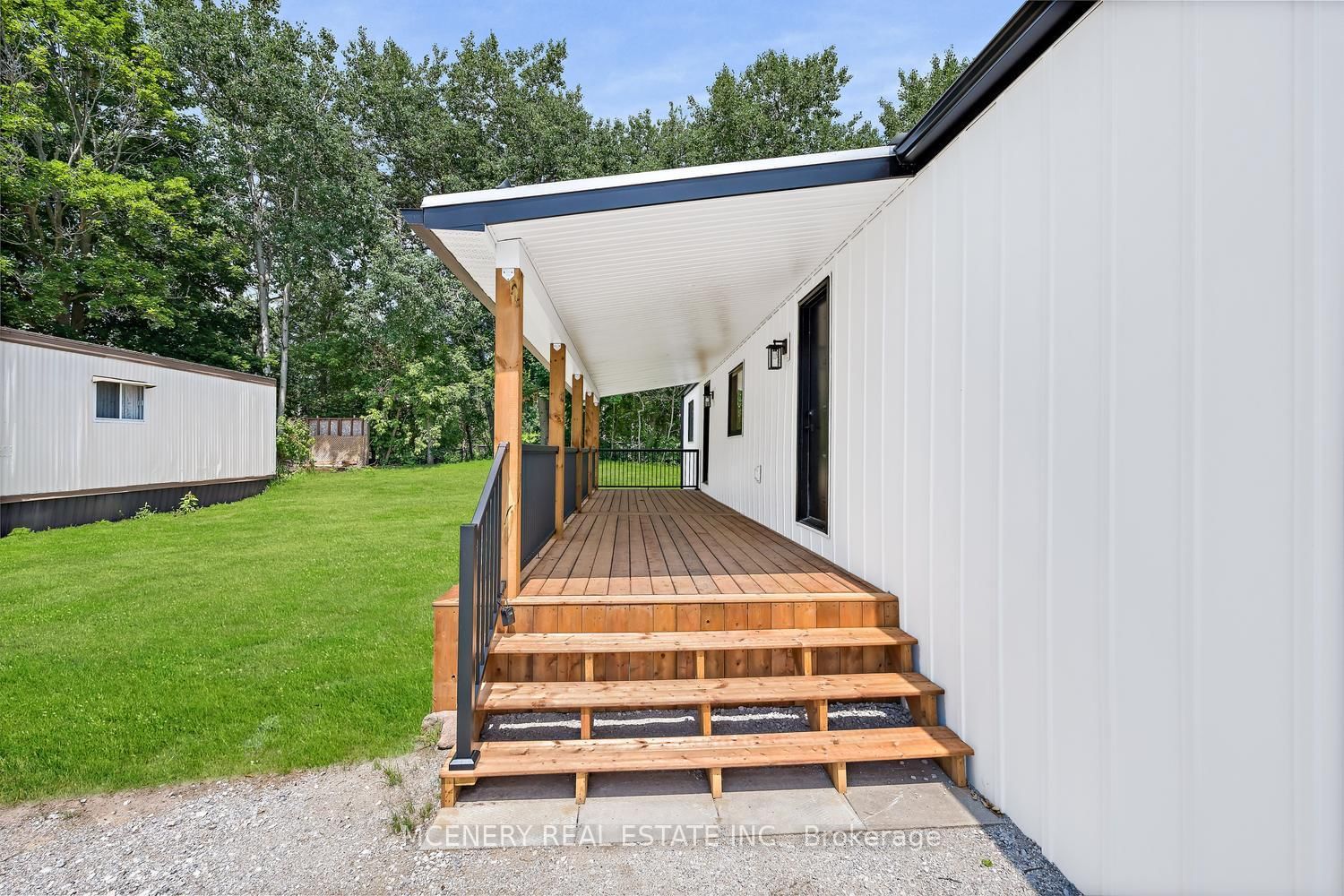 16 HEATHER Avenue • Erin, ON photo 5