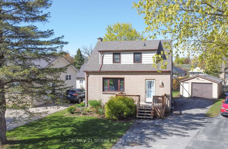 home for sale on 819 Argyle Street