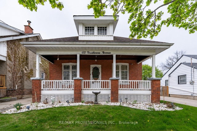 62 Strathcona Avenue
