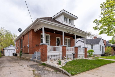62 Strathcona Avenue — photo 3