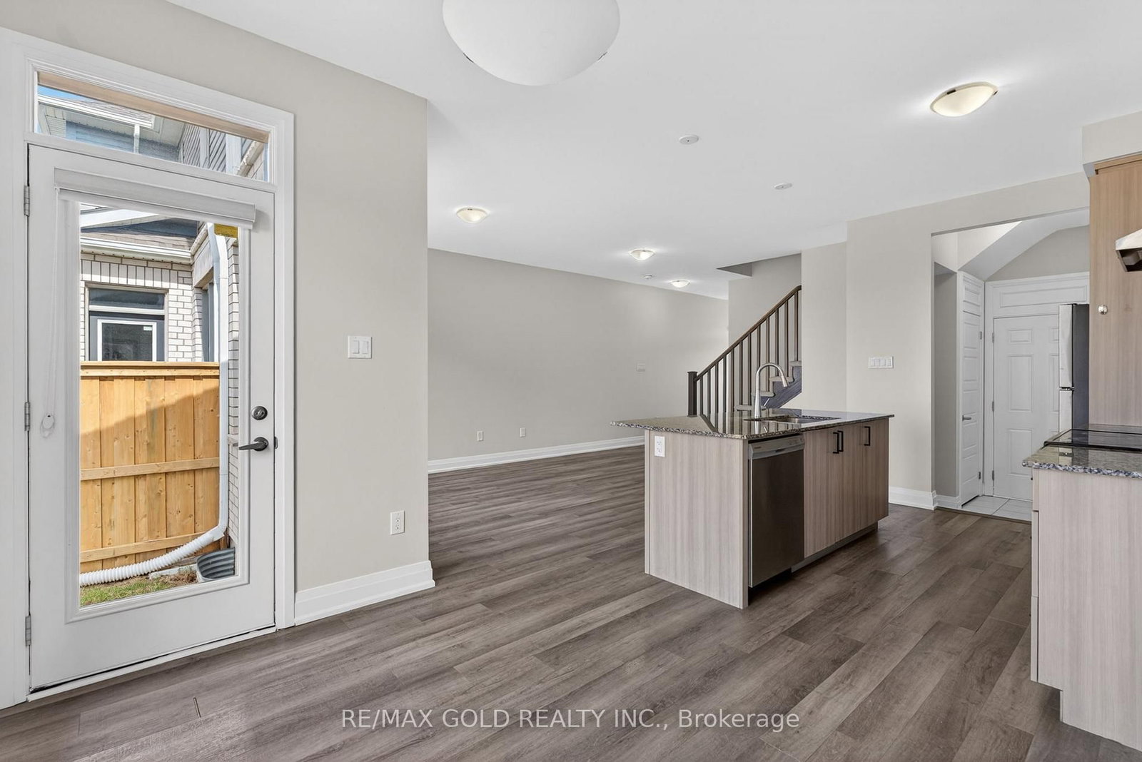 221 Histand Trail • Kitchener, ON photo 12