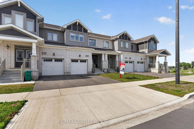 221 Histand Trail