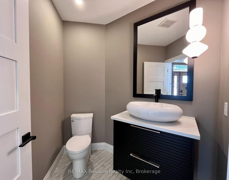 73590 Irene Cres photo 5