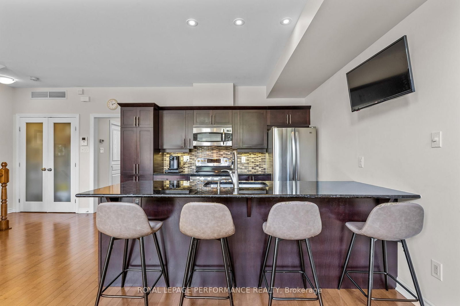 80A Stonehaven Drive • Ottawa, ON photo 10